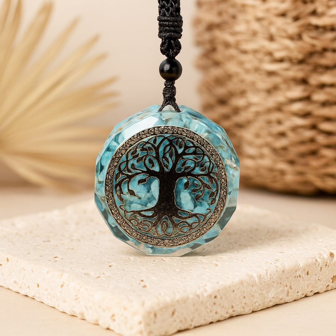 Orgonite Pendant “Anahata” in Turquoise